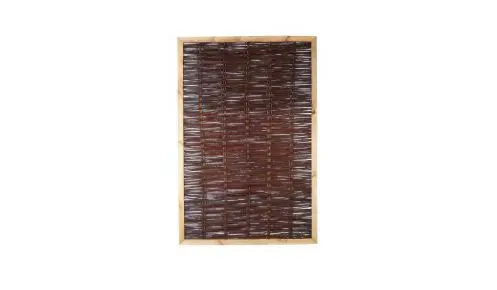 Sichtschutzzaun mit Rahmen und einem Maß von 120 x 180cm