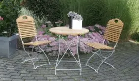 Macht natürlich auch auf der Terrasse eine gute Figur - das Balkonmöbel Set Visby