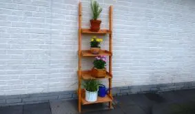 Unsere Blumenleiter Engels hat die Abmessung 58 x 46 x 177 cm. Ein schöner Deko Artikel für Ihren Eingangsbereich.