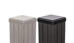 Der 7 x 7 cm BPC Zaunpfosten ist in den co-extrudierten Farben Anthrazit und Bi-Color Sand verfügbar