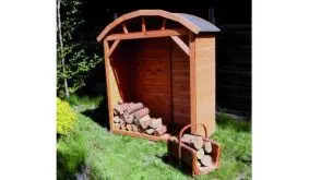 Entdecken Sie jetzt unsere riesige Auswahl an Gartenaccesoirs, wie z.b. unser Kaminholz Regal aus massivem druckimprägniertem Kiefernholz.