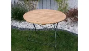 Der Bierzeltgarnituren Rundtisch Visby II mit 100 cm Durchmesser bietet Platz für 4-6 Personen.
