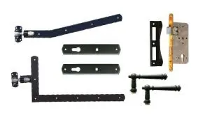 Gartentür Beschlag Classic: Komplettsatz mit Einsteckschloss, Drückergarnitur, 1 x Winkelband gekröpft (verstellbar), 1 x Band mit gebogenem Schenkel DIN links/rechts (verstellbar), Anschlagwinkel, Schrauben