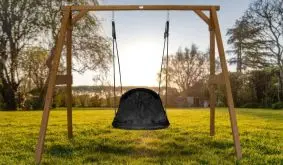 254 x 160 x 207 cm Sitzschaukel für kleine und große Menschen, die zauberhafte Bewegungen lieben