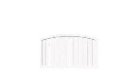 Weißes Sichtschutzzaun-Element mit Bogenform, vertikale Lamellen und geschwungener Oberkante als Gartenzaun-Segment