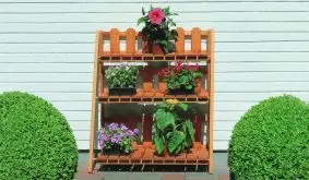 Unser Blumenregal "Baran" aus Kiefernholz mit drei Stufen, 78 x 42 x 90 cm