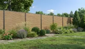 Steckzaunsystem mit modernen BPC Rhombusprofilen in Anthrazit, Karamell und Sand. In der Höhe variabel!