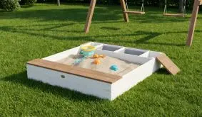 Buddelkasten mit Sitzbank, zwei herausnehmbaren Kunststoffbehältern und viel Stauraum