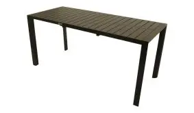 Aus witterungsbeständigem Aluminium: Der Gartenausziehtisch verbindet elegantes Design mit praktischer Funktionalität