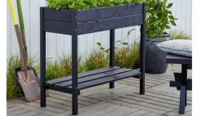 37 x 88 x 79 cm Hochbeet Plus aus schwarz farbgrundierter Kiefer/Fichte wird als Bausatz mit vormontierten Seiten und Boden geliefert