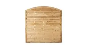 Ein bogenförmiges Sichtschutzelement aus Kiefernholz und einem Maß von 180 x 180 auf 160cm