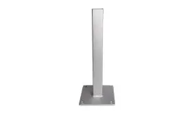 Die Universal Pfostenkonsole aus verzinktem Metall zum Aufdübeln der Pfosten. Das Maß ist 13 x 13 x 40,8 cm.
