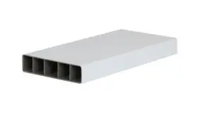 Fünf Hohlkammern und 4 mm Materialstärke verleihen dem 15 x 3,5 x 250 cm Koppelzaun Riegel enorme Stabilität.