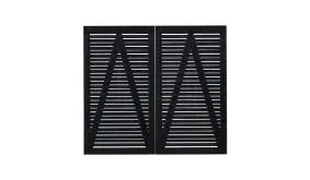 Starke Querstreben verstärken das 200 x 180 cm ( B x H ) große Doppeltor und beugen so Verzug entgegen.