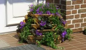 6-eckige 89 x 80 x 41 cm Holz Pflanzpyramide aus tauchimprägnierter Kiefer/Fichte – ideal für repräsentative Eingangsbereiche