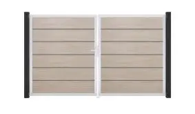 Pflegeleichtes Doppeltor aus wetterfesten PVC-Lamellen und silbernem Rahmen. Maß: 300 x 180 cm