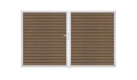 Teakfarbenes Doppeltor aus pflegeleichtem WPC im Maß 300 x 180 cm. Lieferung inkl. Bänder, Schließblech, Schloss und Griff