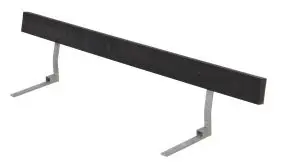 Die fungizid behandelte und schwarz farbgrundierte Rückenlehne ist in einer Länge von 118 oder 177 cm erhältlich 