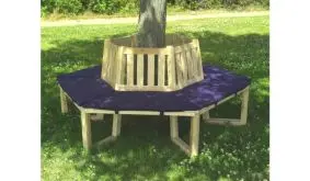 Nutzen Sie den natürlichen Schatten des Baumes mit dieser Rndbank im Maß von ca. 205 x 178 x 90 cm