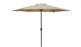 Mit 300 cm Durchmesser und einer Höhe von 240 cm bietet der Terrassen Sonnenschirm (hier in Taupe) großzügigen Schatten