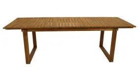 Der Terrassentisch Sintra aus geöltem Akazienholz (FSC-zertifiziert) ist von 180 auf 240 cm ausziehbar