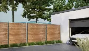 Thermo Holzzaun als Steckzaun: Kennzeichnend sind blickdichte 179 x 173 cm Sichtschutzelemente