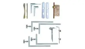 Torbeschlag C: Komplettsatz mit Drückergarnitur, Einsteckschloss PZ, Anschlagwinkel, Bodenschieber, 4 x Winkelband 600 mm (verstellbar), Schrauben