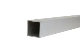 Die Torpfosten Stahlverstärkung wird im unteren Bereich des Pfostens eingeschoben um die notwendige Stabilität zu gewährleisten. 