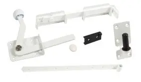 Das Torzubehör für die Aluminium Zaunserie Neuhausen bietet alle Einzelteile zur Tormontage. Ideal für Bastler.