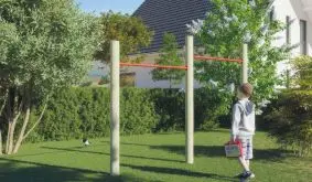 Ob Klimmzüge, Hängen oder Schwingen – das Garten Turnreck lädt zu herausfordernden Aktivitäten ein, die Spaß machen!