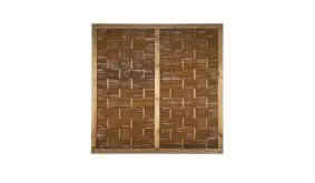 Vollflächiger, ölbehandelter 180 x 180 cm Sichtschutz Weide mit braun gebeiztem 70 x 35 mm Rahmen aus Kiefer