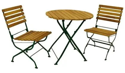 Die klappbaren Stühle des Balkonmöbel Sets haben ein Maß von ca. 47 x 62,5 x 83 cm und der runde Tisch misst ca. 77 x 72 cm