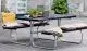 Praktisch und gemütlich: Die 177 x 155 x 73 cm  Classic Outdoor Restaurantmöbel machen Terrassen zum geselligen Treffpunkt
