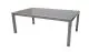Der Garten Ausziehtisch Preston II aus rostfreiem, pulverbeschichteten Aluminium in Silbergrau mit einer grauen Platte aus Sicherheitsglas ist regenfest und pflegeleicht und somit ein langlebiger Begleiter für Ihren Outdoorbereich.