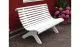 Mit der weißen 140 x 74 x 87 cm Gartenbank ierhalten Sie einen eleganten 2-Sitzer aus FSC-zertifiziertem und lackiertem Kiefernholz