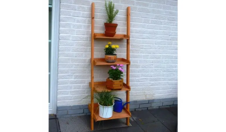 Unsere Blumenleiter Engels hat die Abmessung 58 x 46 x 177 cm. Ein schöner Deko Artikel für Ihren Eingangsbereich.