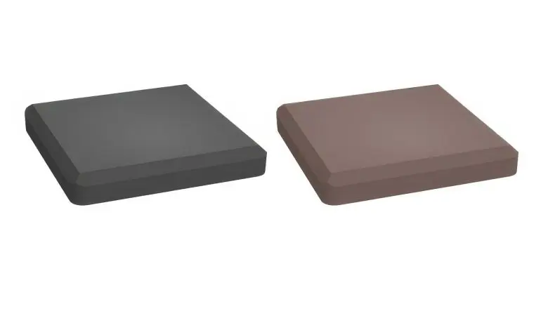 Unsere 10 x 10 cm BPC Pfostenkappen sind in Anthrazit und Terra erhältlich