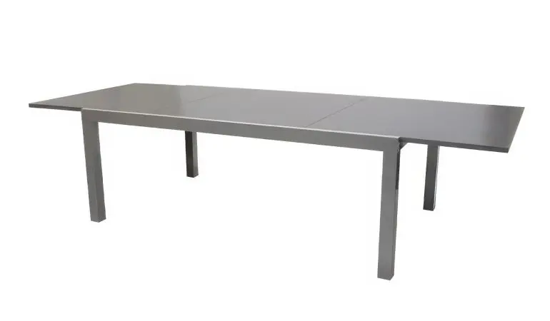 Ob in der normalen Variante mit Maßen von ca. 180 (ausziehbar auf 240) x 100 x 75 cm oder in der XXL Variante mit einem Maß von ca. 200 (300) x 110 x 75 cm, der Ausziehtisch Preston II ist immer stilsicher.