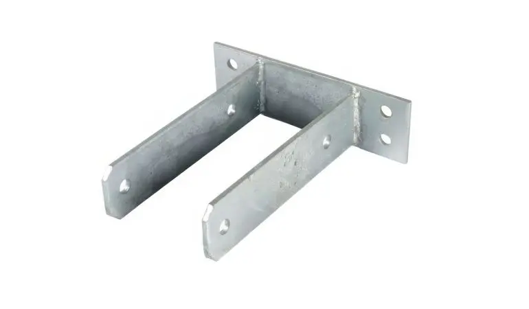 Verzinkter U-Pfostenträger aus Stahl mit 90 mm Gabelweite für 9 x 9 cm Holzpfosten