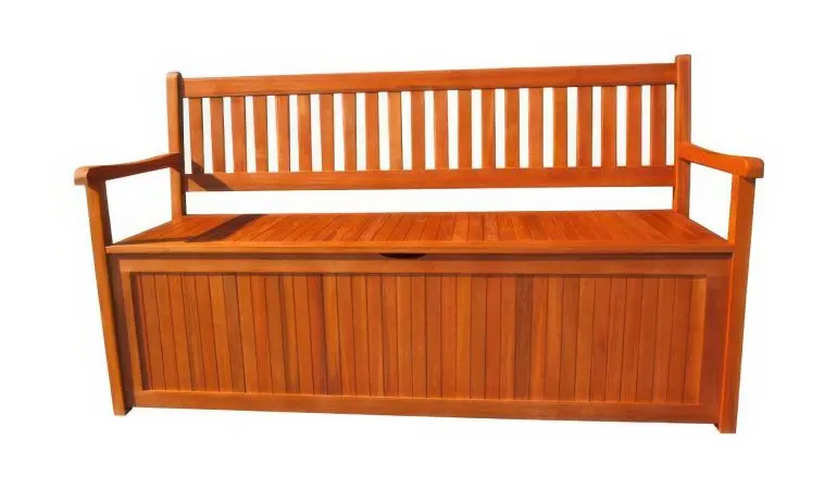 Symbiose aus Nutzen und Komfort: Praktische 150 cm Banktruhe aus geöltem Akazienholz mit integriertem Staukasten für Auflagen und Polster