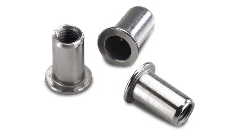 Für M8 x 40 Schrauben: Blindnietmutter M8 aus verzinktem Stahl mit Flachkopf