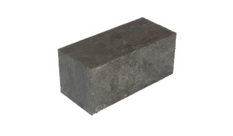 Einschlaghilfe aus Kunststoff. Bei meingartenversand.de für 9 x 9 cm und 7 x 7 cm Bodenhülsen erhältlich