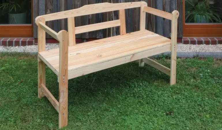 Bei dieser Friesenbank mit einer Sitzfläche von ca. 118 cm für 2 Personen, steht den gemütlichen Stunden nichts mehr im Weg.