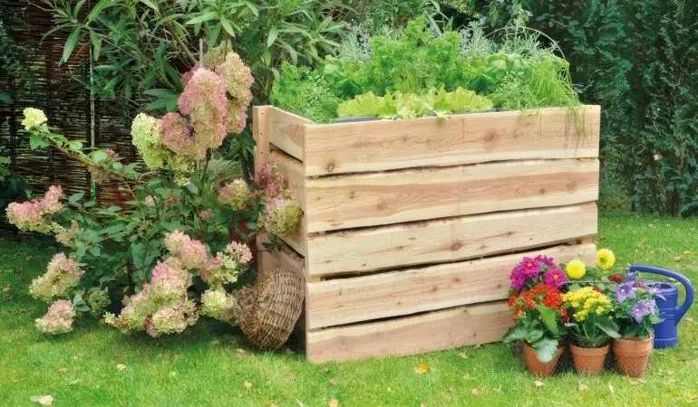 Hochbeet Herlev aus Lärchenholz gefertigt mit dem Maß 110 x 64 x 79 cm