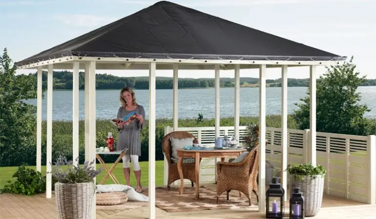 Der Plus Pavillon in der offenen Ausführung. Er bietet Ihnen einen perfekten Ort zum Entspannen und Genießen