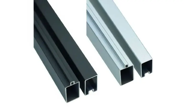 Start- und Abschluss-Set aus Aluminium: Erhältlich in Silber und Anthrazit