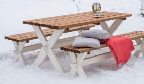 Vielseitige Einsatzmöglichkeiten machen die Biergarnitur zum festen Teil Ihres Gartenlebens