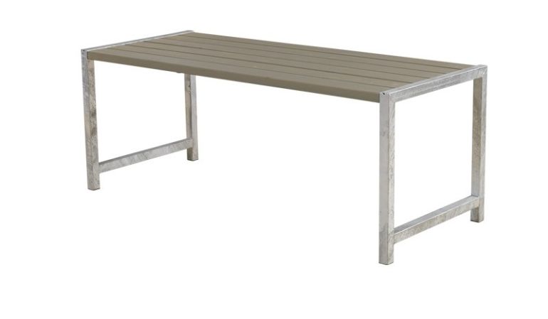 186 x 77 x 72 cm Gartentisch aus fungizid behandeltem und graubraun farbgrundiertem Holz. Das 45 x 45 mm Stahlgestell hat verstellbare Füße