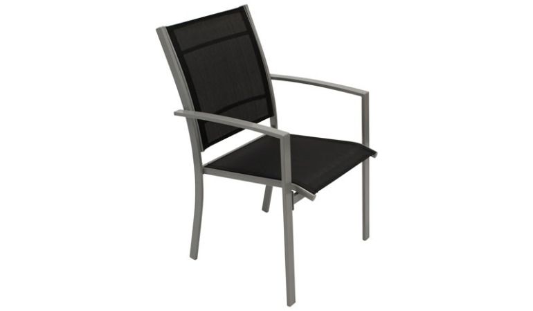 4er-Set Stapelsessel Metall: Die schwarzen 65 x 55 x 89 cm Gartenstühle punkten mit einem bequemen und strapazierfähigen Textilgewebe