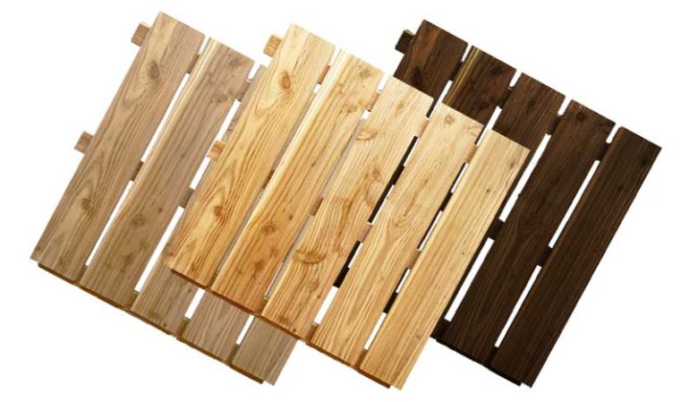Die geriffelten 50 x 50 x 3,5 cm Terrassendielen Holz sind in drei Designs erhältlich: Unbehandelt, Natur und Braun